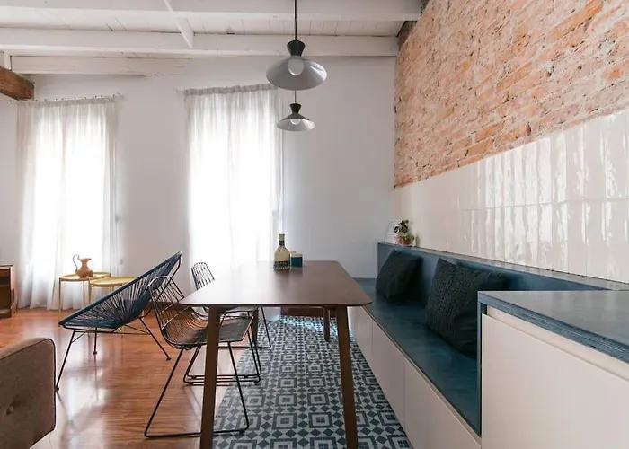 City Hall I Apartment
