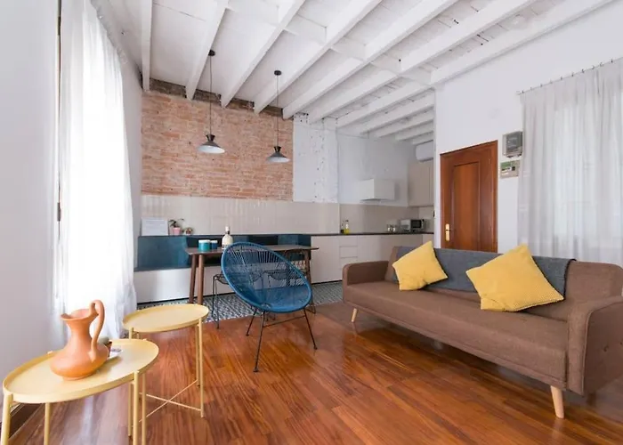 City Hall I Apartment